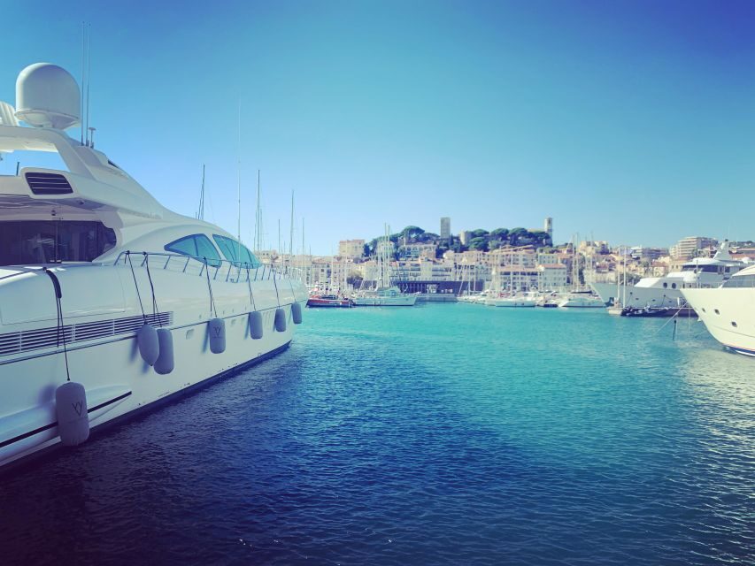 Cannes 2 Hours : Privat City Tour in a French Vintage Bus - La Croisette by Bus: The Classic Cannes Run
