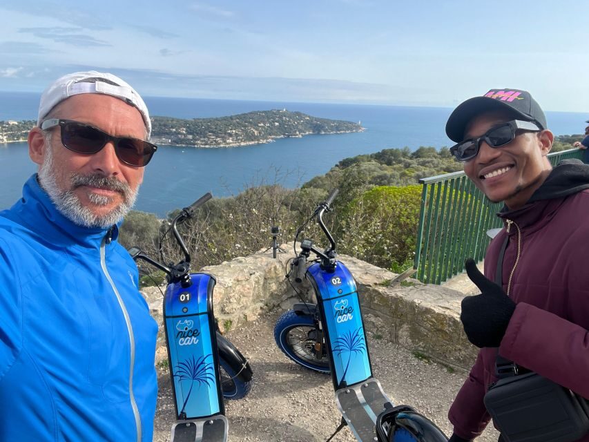 French Riviera : Guided Visit on a E-Scooter - Mont Boron and Fort Alban: the 15-minute photo-and-view stop