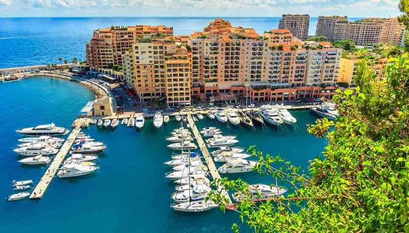 Nice: Private 5-Hour Provence Tour - Monaco in five hours: old town, palace area, and changing of the guard