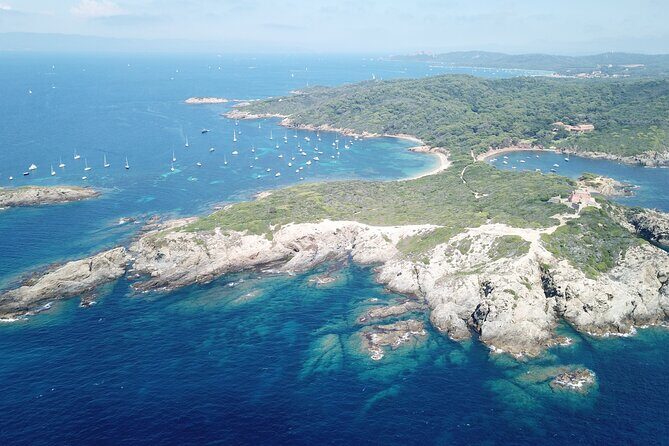 Private full-day boat trip to Porquerolles - A private boat day to Porquerolles: what you’re really buying