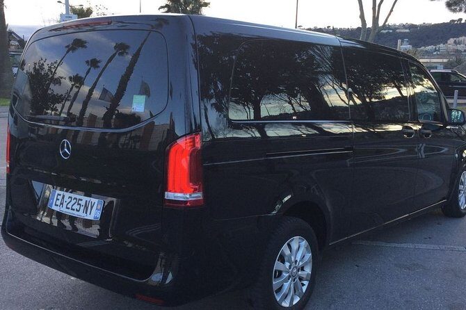Transfer - Nice Airport> Antibes - Your Private Group Fare: Up to 7 People, Plus Luggage Help