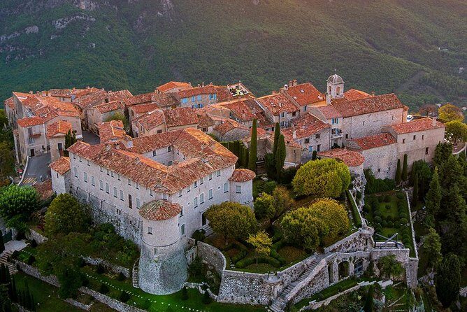 West Coast and Countryside shared & Guided tour from Nice - A 9-hour Riviera circuit from Nice